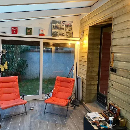 Σπίτι διακοπών Laetisteph Neuilly-sur-Marne